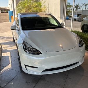 TESLA MODEL Y LONG RANGE - 7