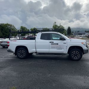 TOYOTA TUNDRA - 10