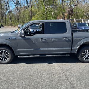 FORD F-150 XLT - 4