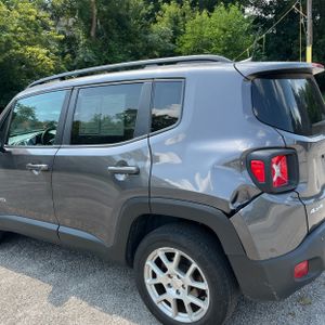 صورة 6 لـ 2021 JEEP RENEGADE LATITUDE