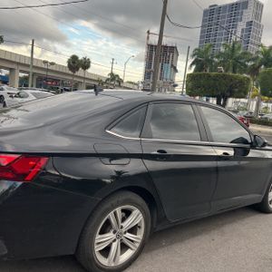 VOLKSWAGEN JETTA SE - 9