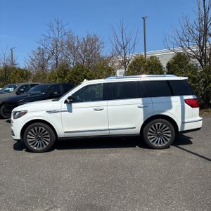 LINCOLN NAVIGATOR RESERVE - 3