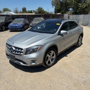 2018 Mercedes-BENZ GLA 照片 1