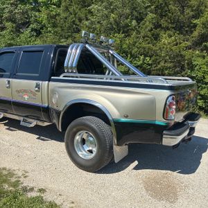 FORD F-350 SUPER DUTY LARIAT - 6