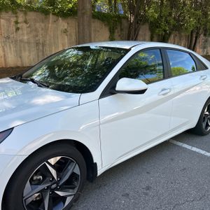 HYUNDAI ELANTRA SEL - 2