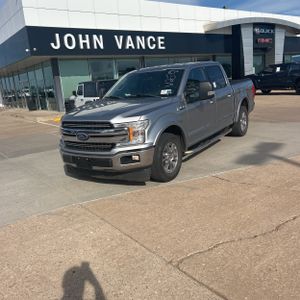 FORD F-150 LARIAT - 1