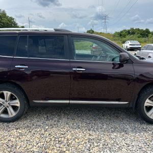 2013 Toyota HIGHLANDER LIMITED 缩略图 11
