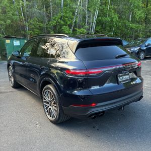 PORSCHE CAYENNE PLATINUM EDITION - 3