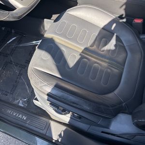 2022 Rivian R1T LAUNCH EDITION 缩略图 58
