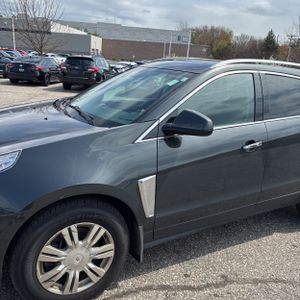 CADILLAC SRX LUXURY COLLECTION - 2