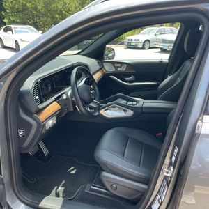 صورة مصغرة 32 لـ 2025 Mercedes-BENZ GLS