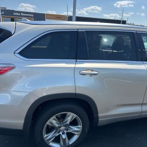 TOYOTA HIGHLANDER - 9