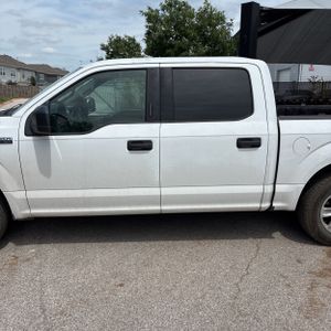 FORD F-150 XLT - 4