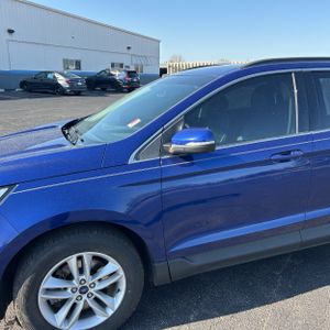 FORD EDGE SEL - 2