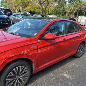 VOLKSWAGEN JETTA SE - 2