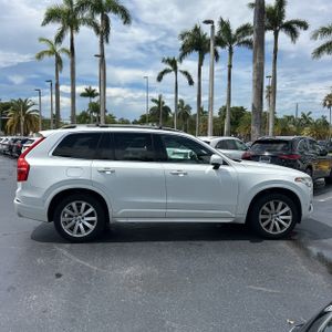 2016 Volvo XC90 T6 MOMENTUM — фото 10