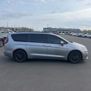 CHRYSLER PACIFICA TOURING L - 10