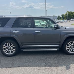 2012 Toyota 4RUNNER LIMITED — миниатюра 11