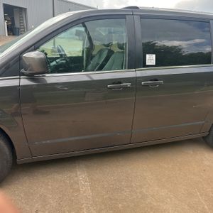 DODGE GRAND CARAVAN SXT - 4