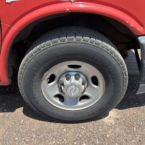 2017 Chevrolet EXPRESS 2500 thumbnail 20