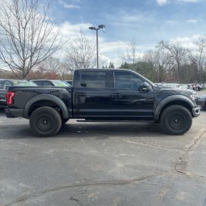 FORD F-150 RAPTOR - 10