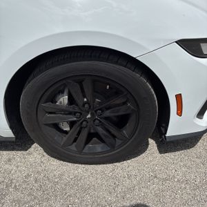 2024 FORD MUSTANG GT 缩略图 20