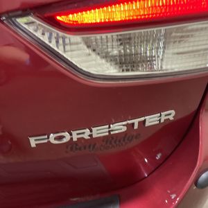 2024 Subaru FORESTER PREMIUM 缩略图 23