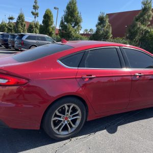 FORD FUSION SEL - 9