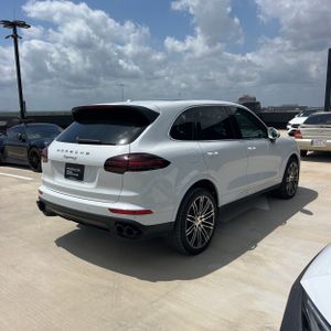 PORSCHE CAYENNE S - 6