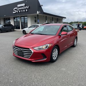 2017 Hyundai ELANTRA SE 照片 1