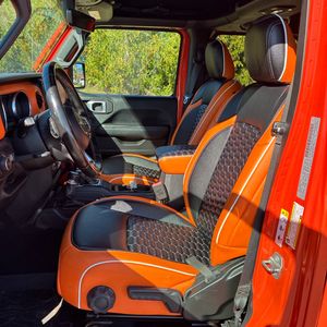 صورة 31 لـ 2018 JEEP WRANGLER UNLIMITED SAHARA