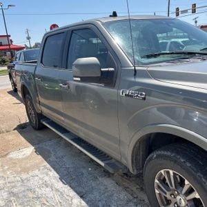 FORD F-150 LARIAT - 10