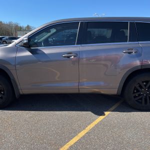 TOYOTA HIGHLANDER - 3