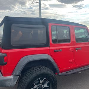 صورة 9 لـ 2018 JEEP WRANGLER UNLIMITED SPORT S