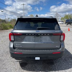 FORD EXPLORER ACTIVE - 7