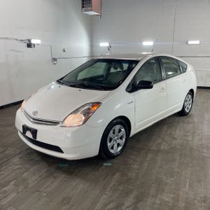 TOYOTA PRIUS - 1