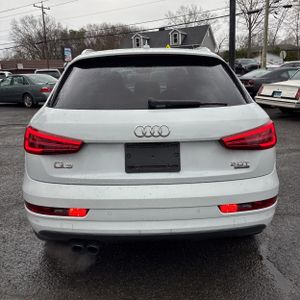 AUDI Q3 2.0T PREMIUM PLUS - 7