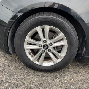صورة مصغرة 17 لـ 2011 Hyundai SONATA GLS