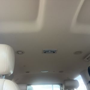 2010 Cadillac ESCALADE BASE — миниатюра 42