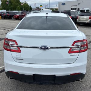 FORD TAURUS SE - 7