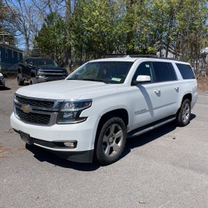 CHEVROLET SUBURBAN LT - 1