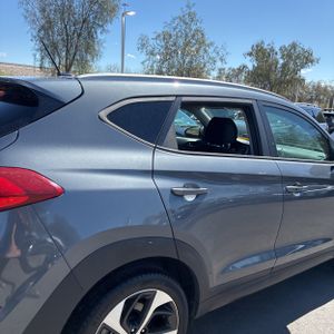 HYUNDAI TUCSON SPORT - 9