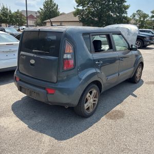 2011 KIA SOUL + 照片 8