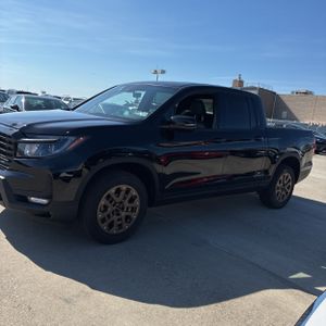 HONDA RIDGELINE BLACK EDITION - 3