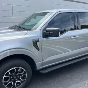 FORD F-150 XLT - 2
