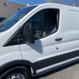 FORD TRANSIT 250 - 2