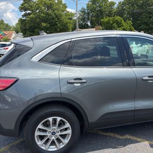 2021 FORD ESCAPE SE 照片 9