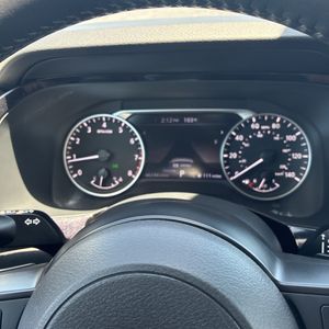 صورة مصغرة 38 لـ 2025 Nissan PATHFINDER SV