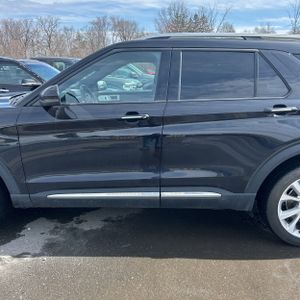 FORD EXPLORER PLATINUM - 4
