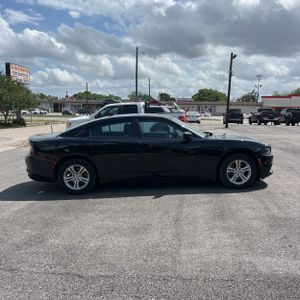 DODGE CHARGER SXT - 10